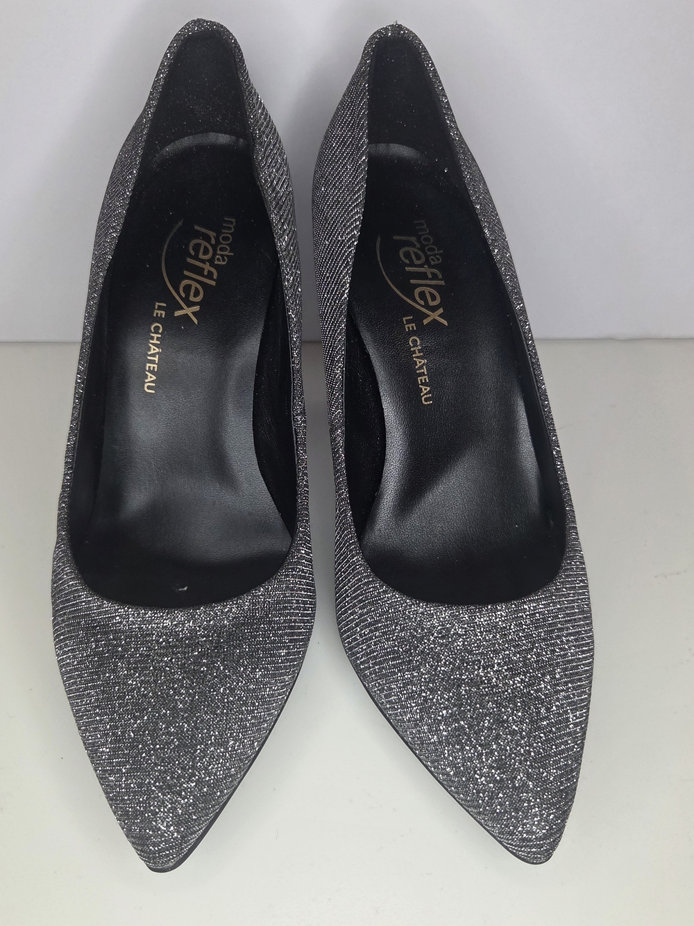 Le Chateau Moda Reflex Silver Glitter  Women's High Heeled Pumps Size 7